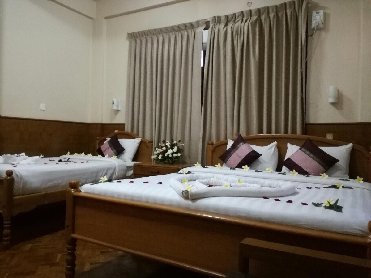 Gold Star Hotel Nyaung Shwe Esterno foto